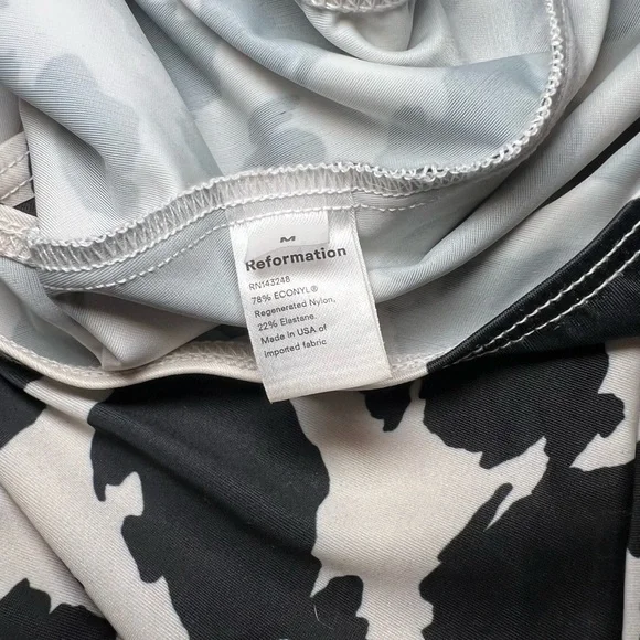 reformation cow print one piece low back swimsuit - Picture 4 of 4